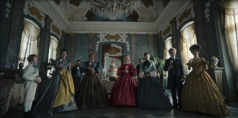 Marmorsaal im Alten Schloss in der Eremitage © Netflix - Die Kaiserin