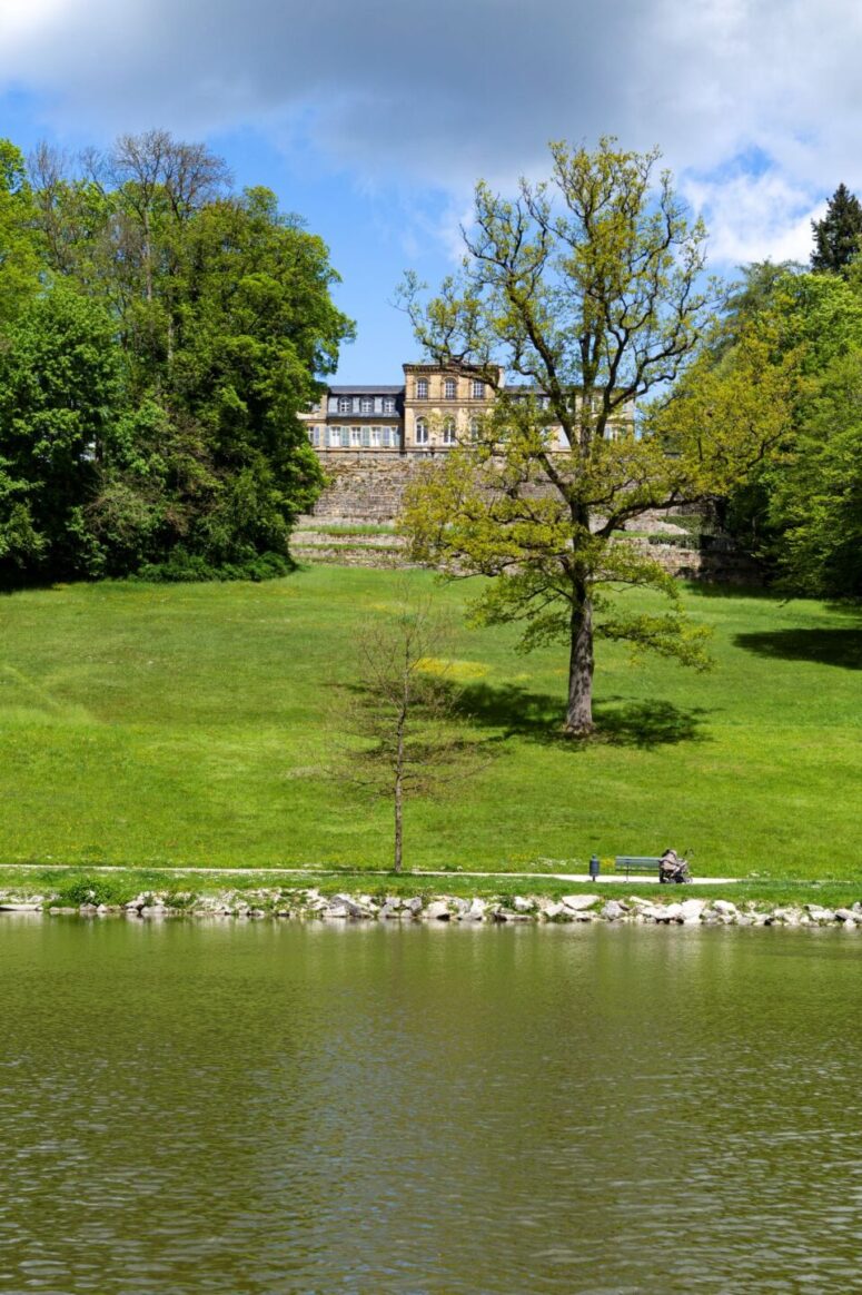 Schloss Fantaisie vom See aus (c) Florian Maßen